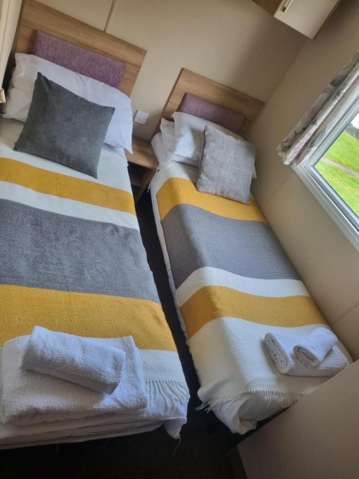 Newquay Bay Porth Caravan - 6 Berth 외부 사진