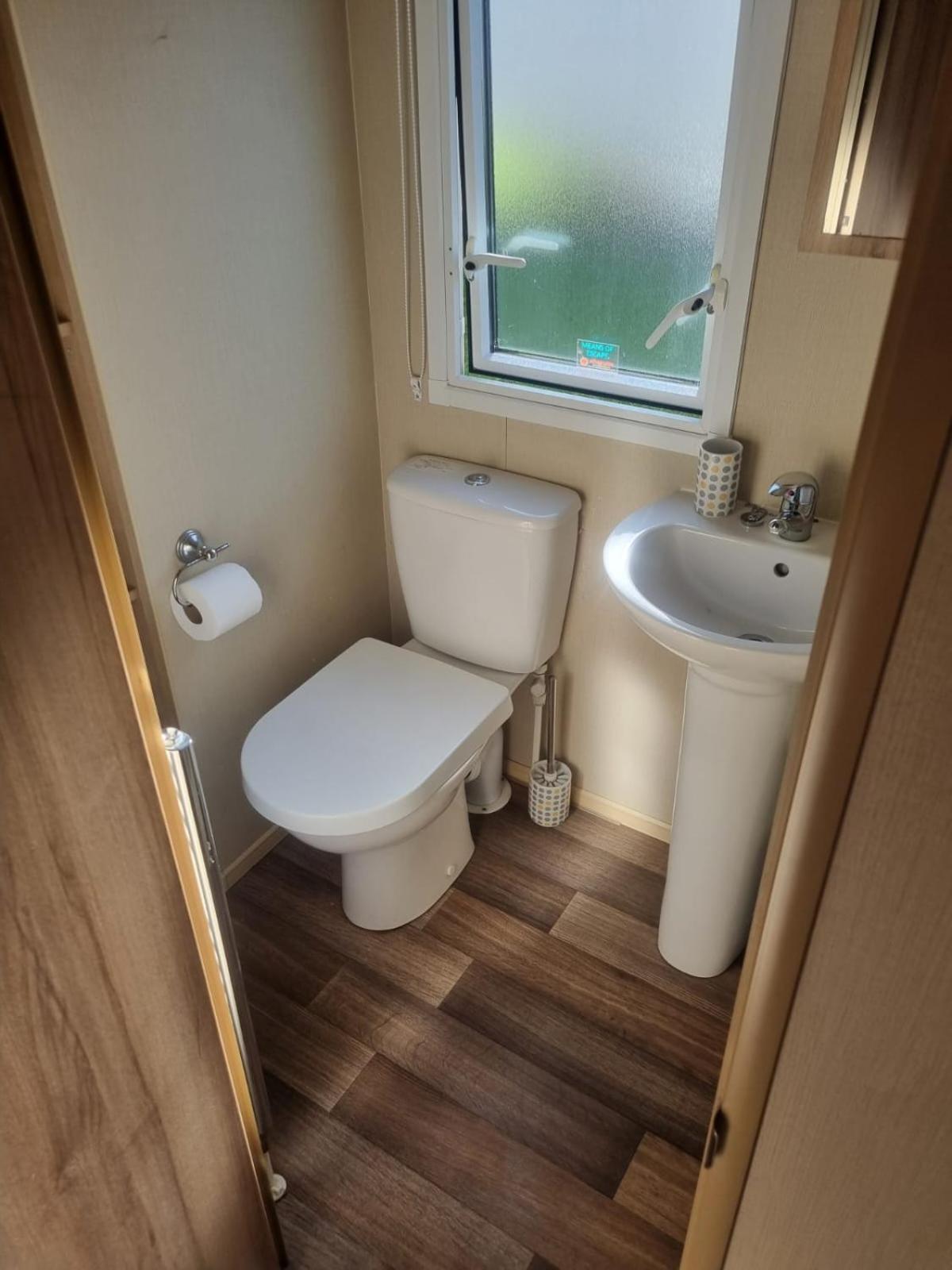Newquay Bay Porth Caravan - 6 Berth 외부 사진