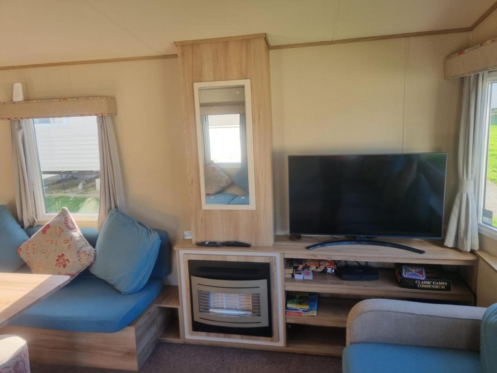 Newquay Bay Porth Caravan - 6 Berth 외부 사진
